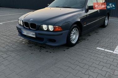 Седан BMW 5 Series 2000 в Виннице