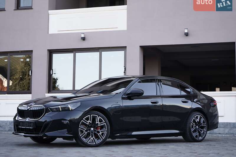 Седан BMW 5 Series 2024 в Одессе