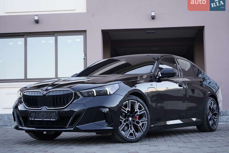 Седан BMW 5 Series 2024 в Одессе
