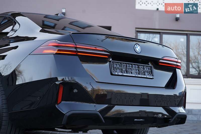 Седан BMW 5 Series 2024 в Одессе