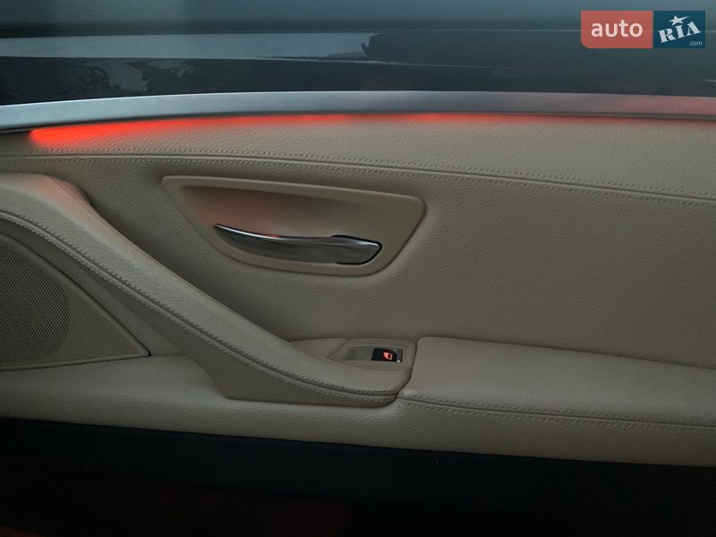 Седан BMW 5 Series 2015 в Киеве