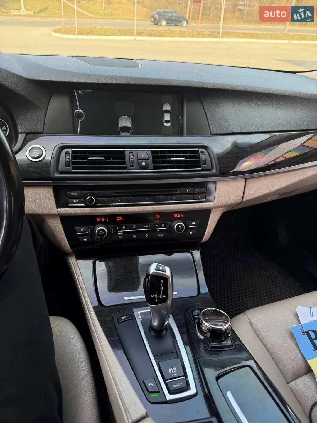 2010 BMW 5er - мініатюра 15