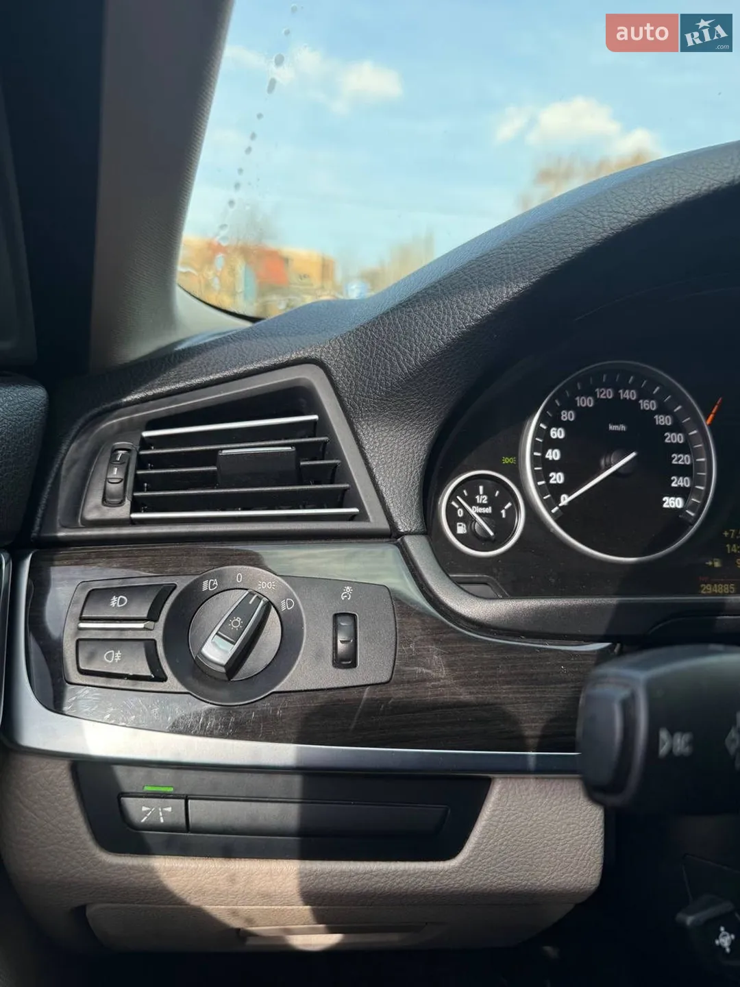 2010 BMW 5er - мініатюра 18