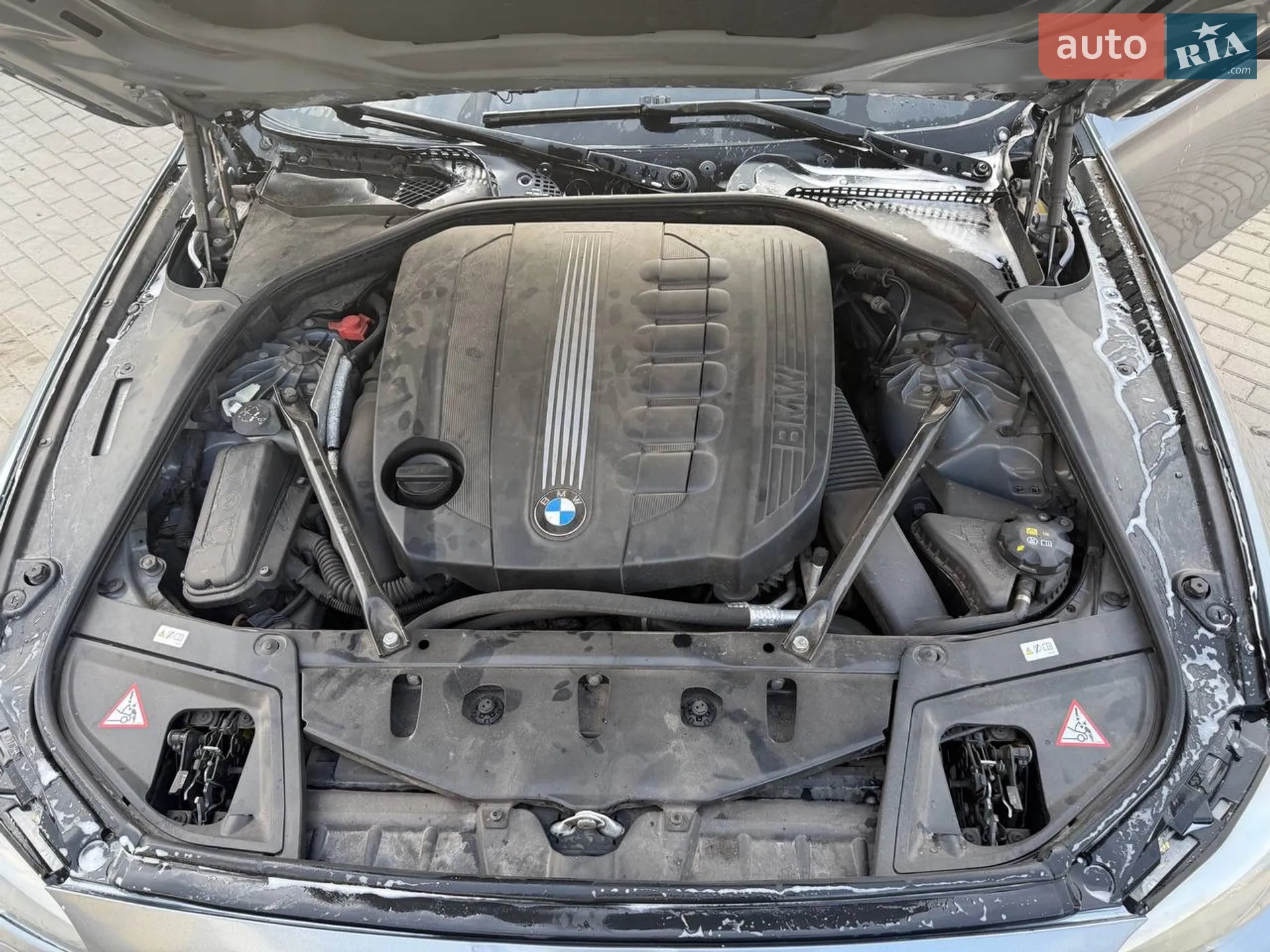 2010 BMW 5er - мініатюра 19