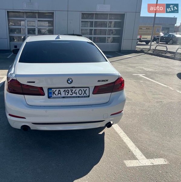 Седан BMW 5 Series 2017 в Киеве