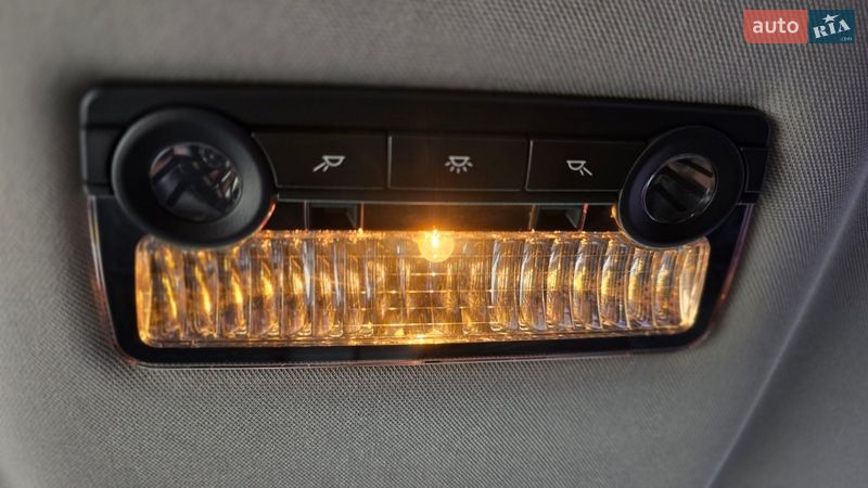 Седан BMW 5 Series 2015 в Чернівцях