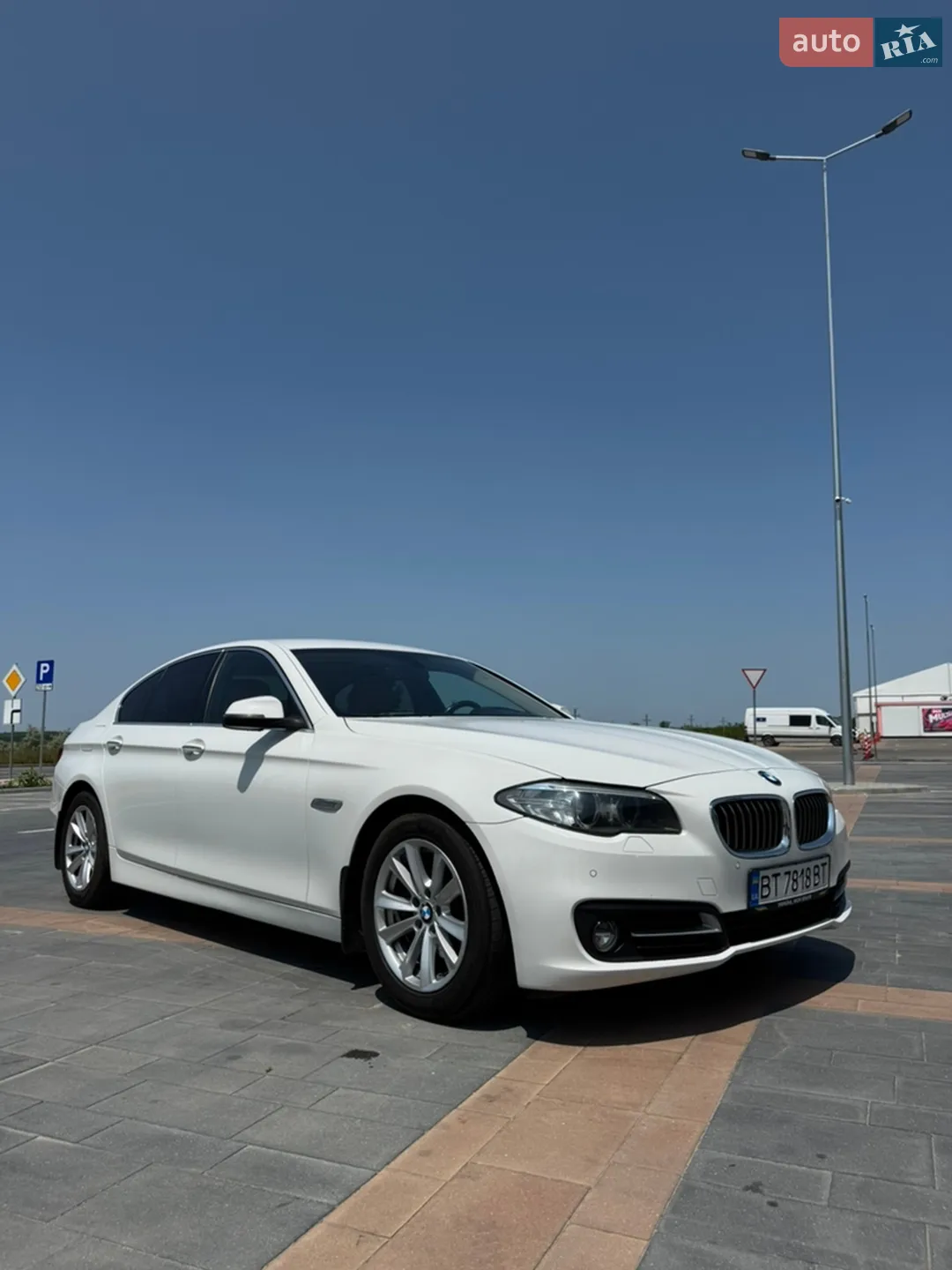 2016 BMW 5er - мініатюра 2