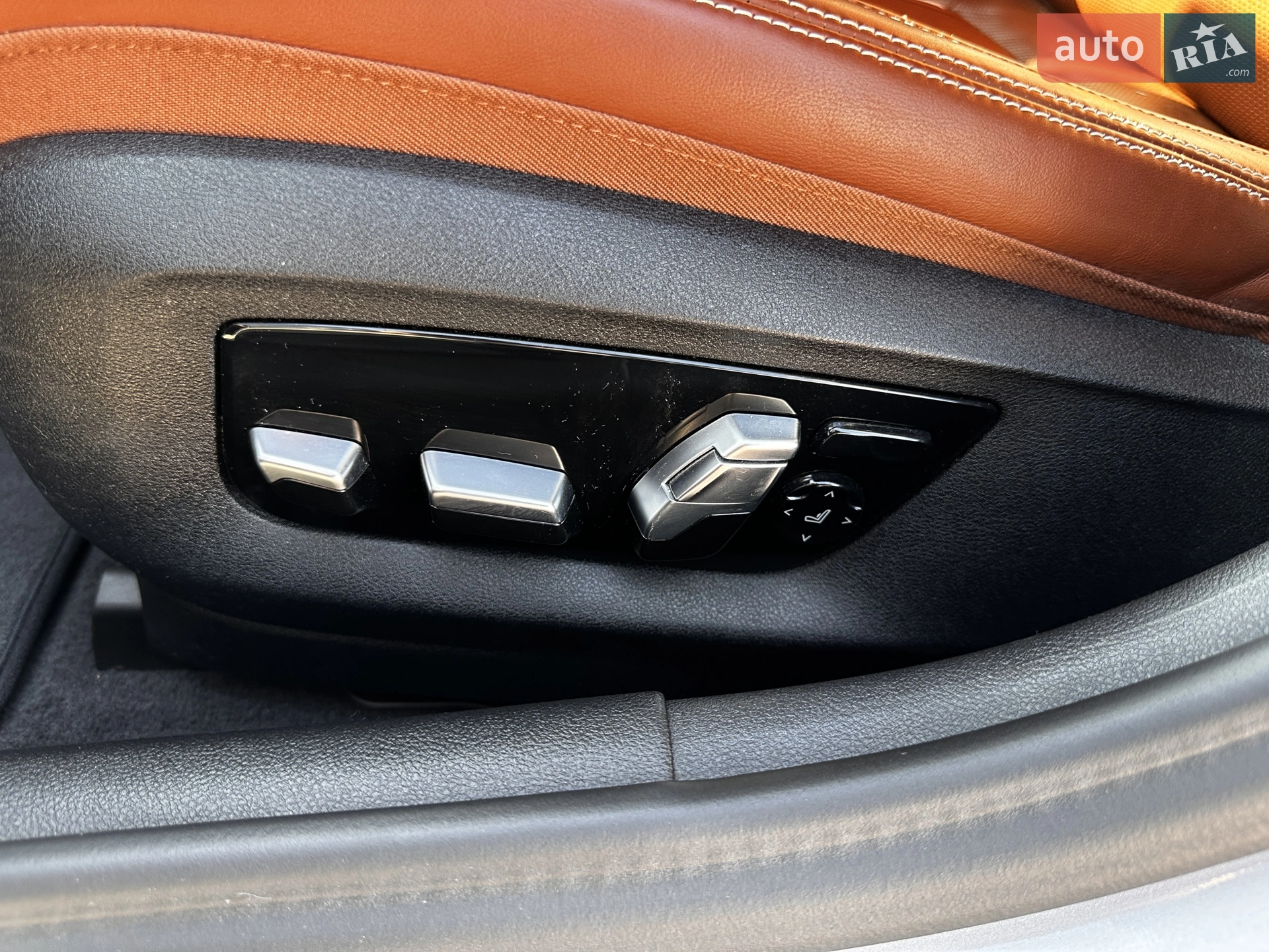 2020 BMW 5er - мініатюра 11