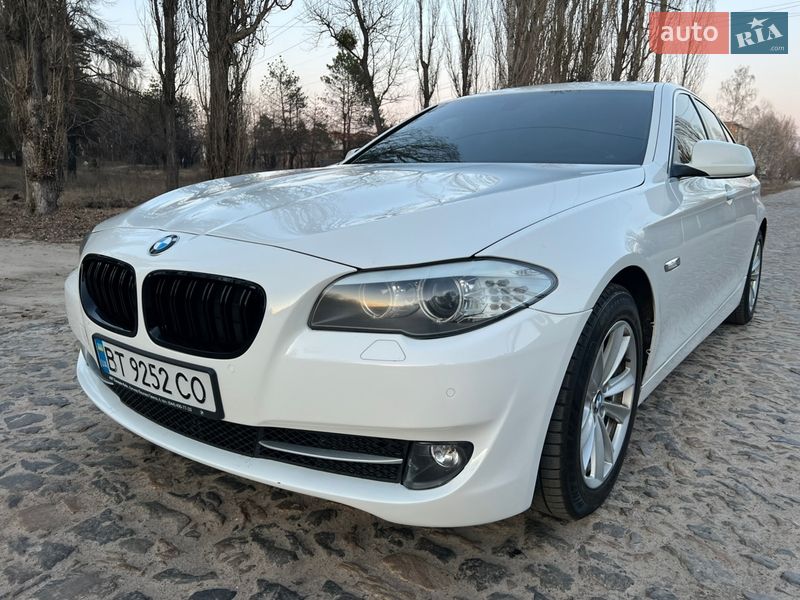 Седан BMW 5 Series 2012 в Ахтырке фото 9 Седан BMW 5 Series 2012 в Ахтырке