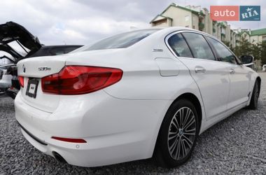 Седан BMW 5 Series 2018 в Дрогобыче