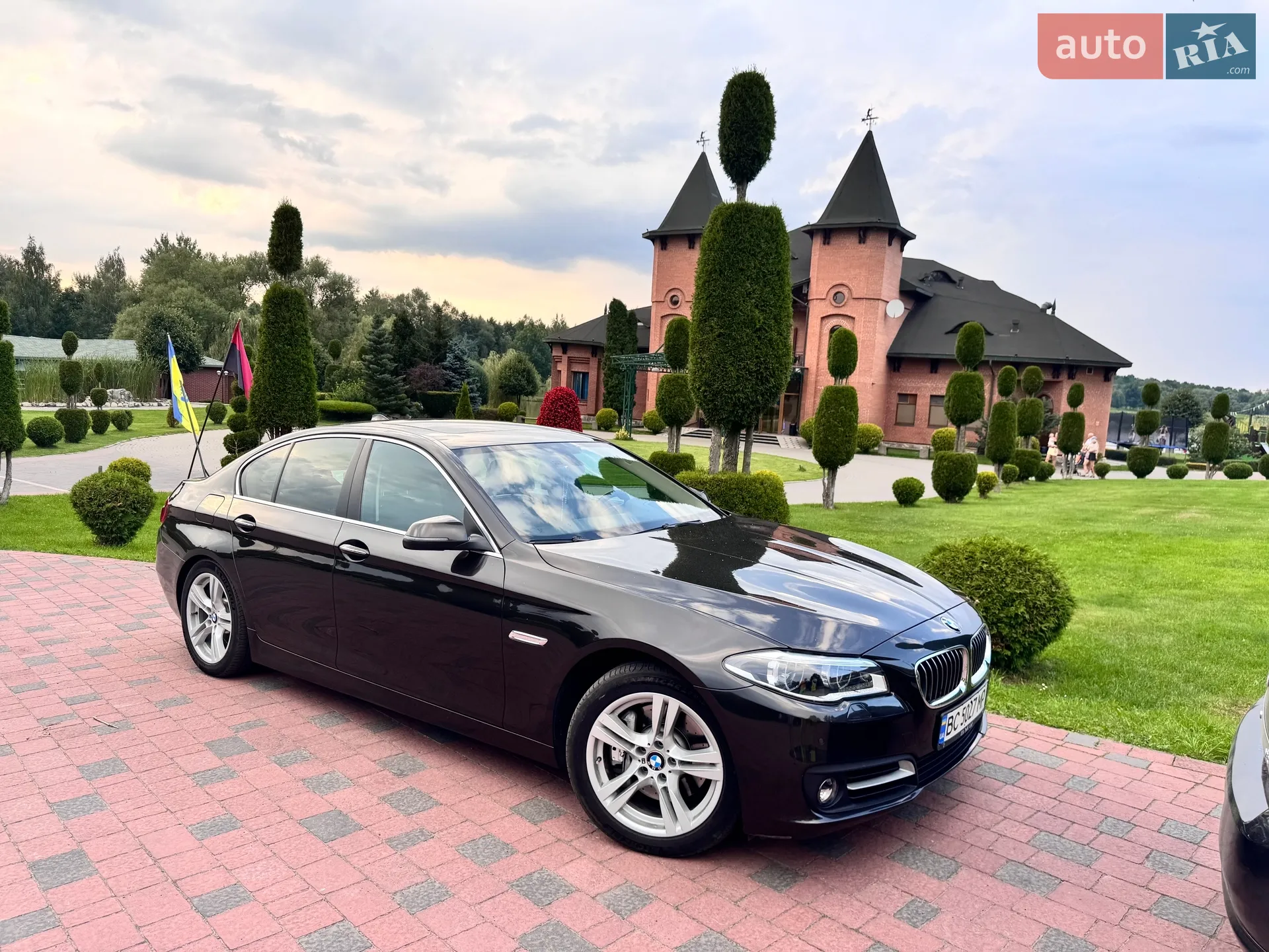2015 BMW 5er - мініатюра 2