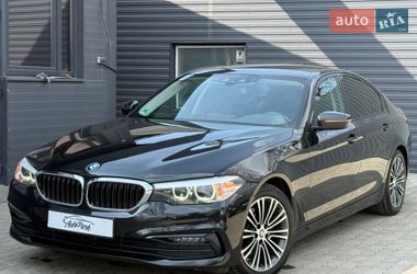 Седан BMW 5 Series 2018 в Черновцах