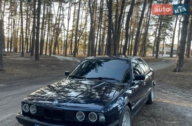 Седан BMW 5 Series 1994 в Сумах