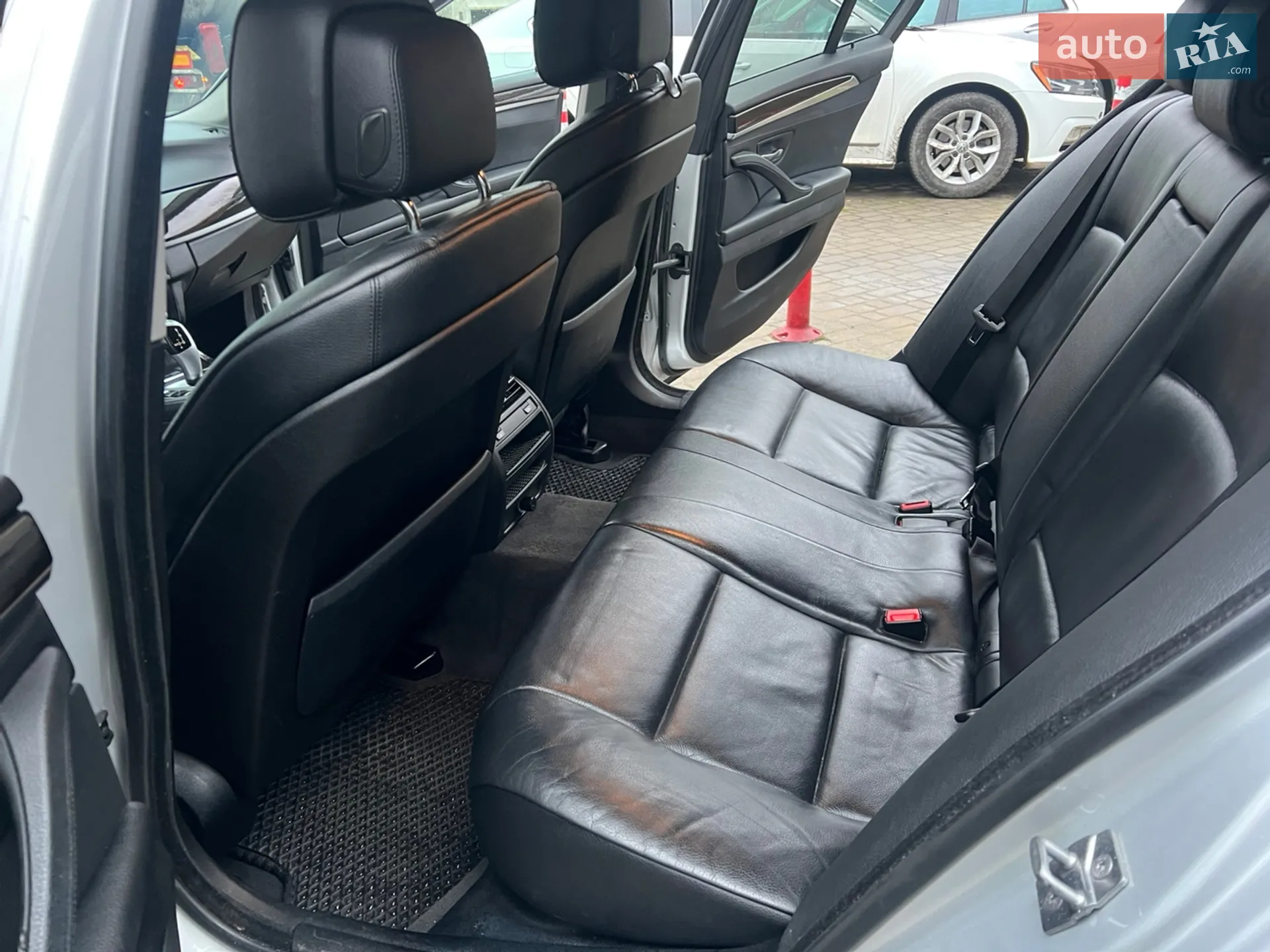 2012 BMW 5er - мініатюра 10