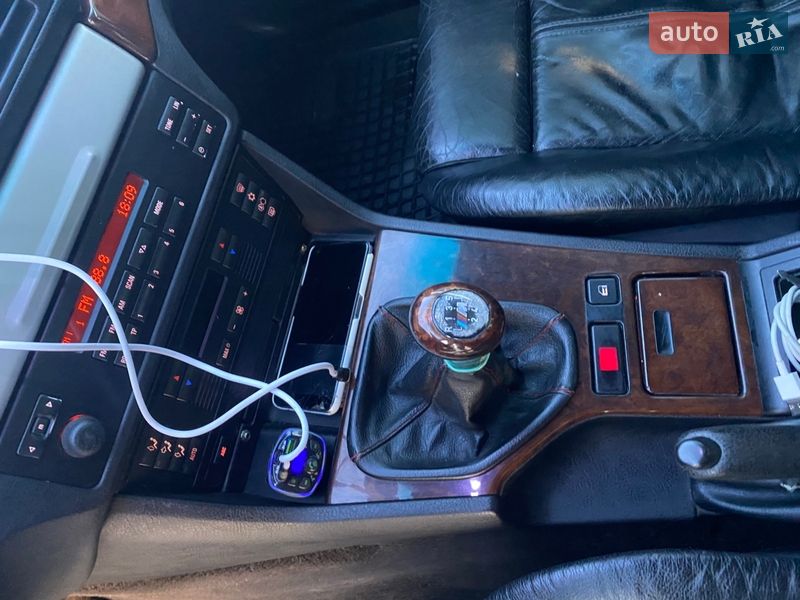 Седан BMW 5 Series 1999 в Черновцах