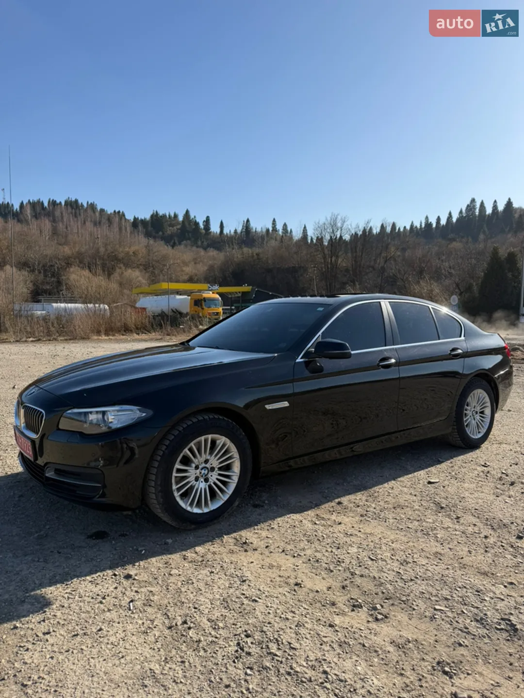 2015 BMW 5er - мініатюра 2
