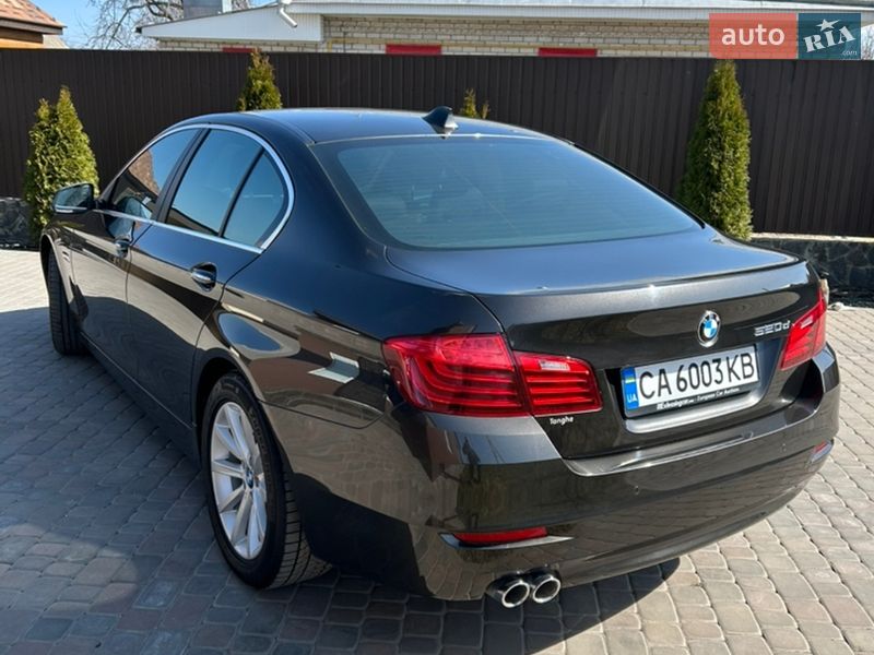 Седан BMW 5 Series 2015 в Смеле