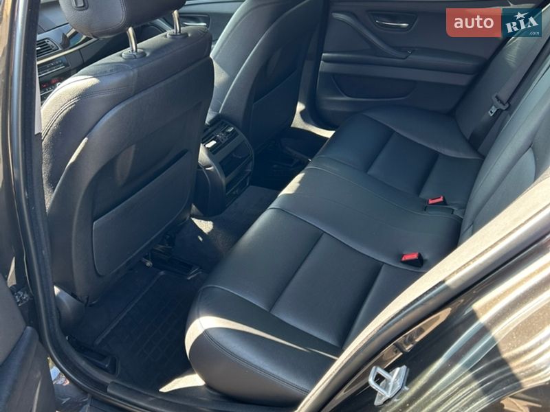 Седан BMW 5 Series 2015 в Смеле