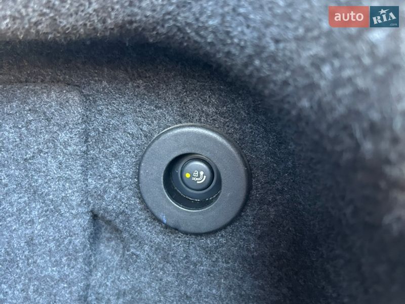 Седан BMW 5 Series 2015 в Смеле