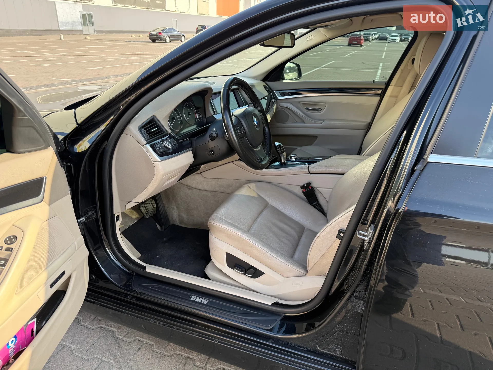 2010 BMW 5er - мініатюра 10