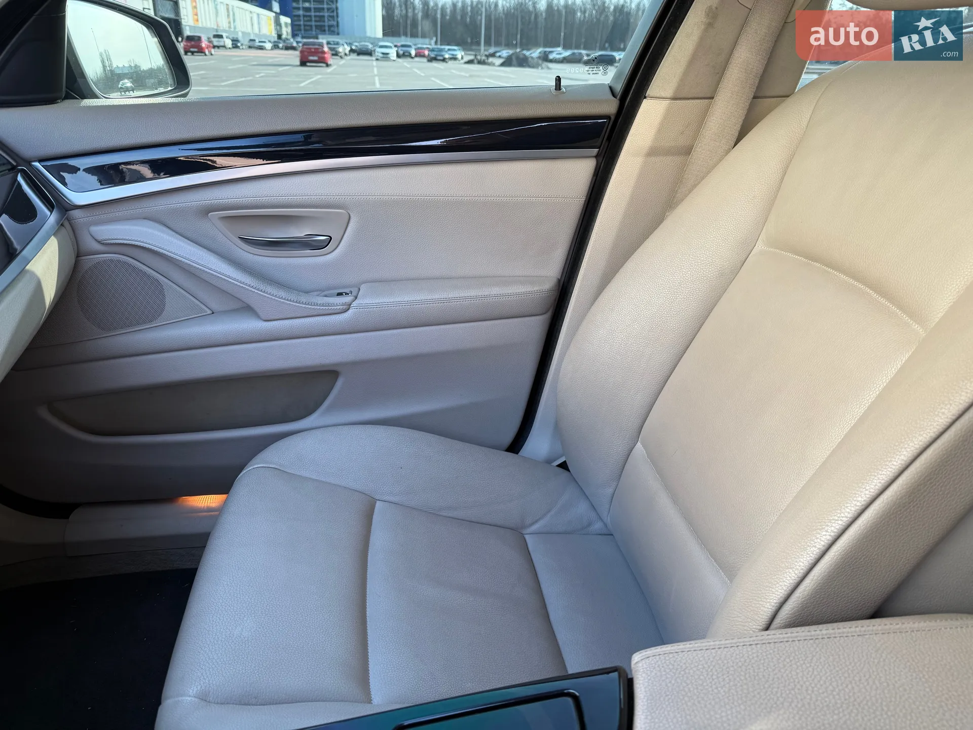 2010 BMW 5er - мініатюра 15