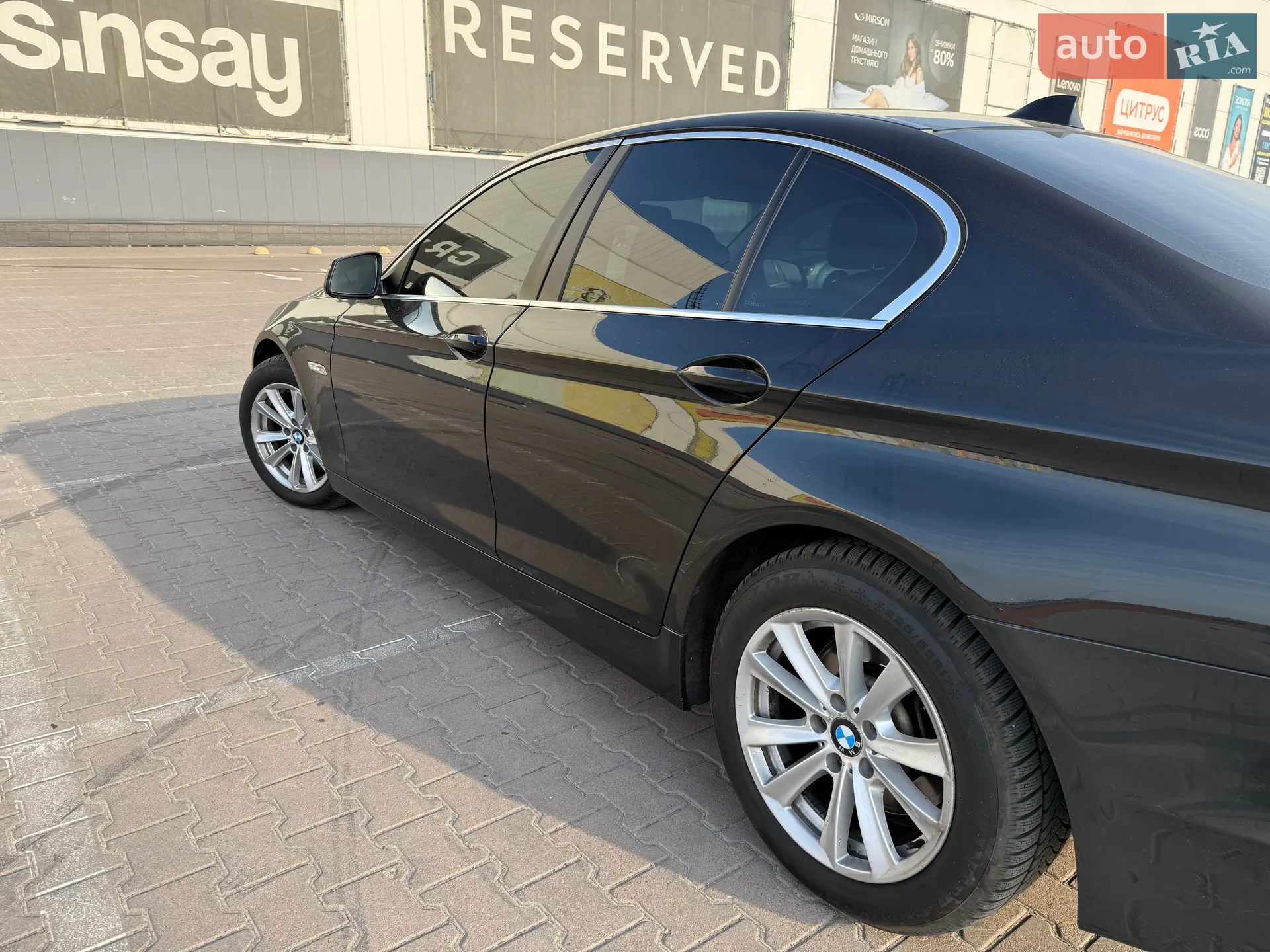 2010 BMW 5er - мініатюра 31