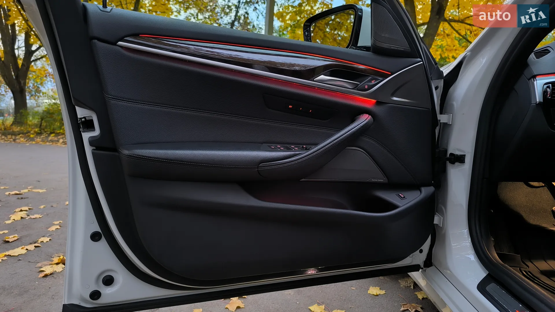 2017 BMW 5er - мініатюра 23