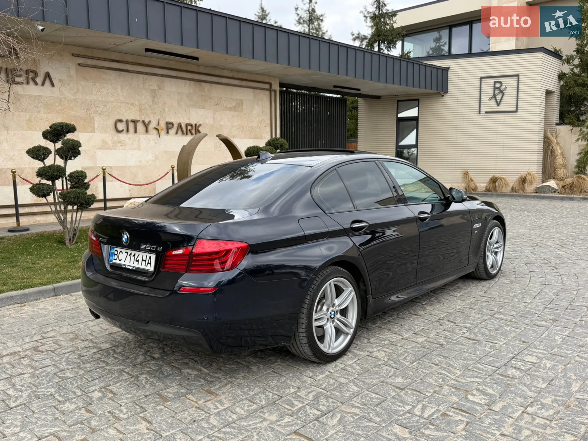 2016 BMW 5er - мініатюра 14