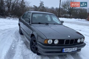 Седан BMW 5 Series 1990 в Брацлаві