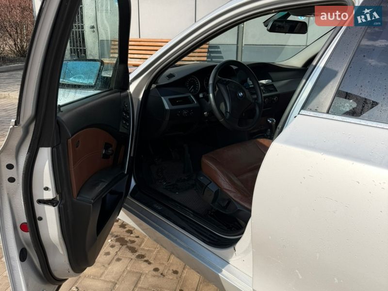 Седан BMW 5 Series 2003 в Виннице