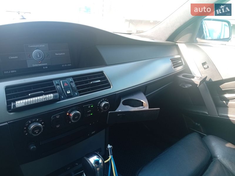 Седан BMW 5 Series 2006 в Виннице