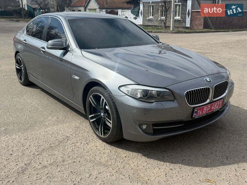BMW 5 Series 2012 BMW 5 Series 2012