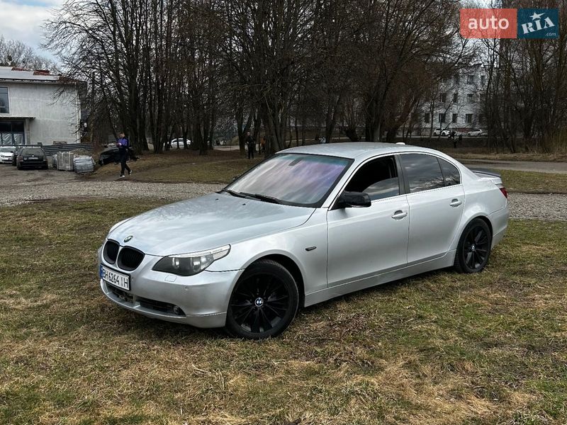 BMW 5 Series 2004 BMW 5 Series 2004