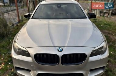 Седан BMW 5 Series 2015 в Жовкве