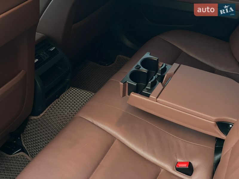 Седан BMW 5 Series 2012 в Березному фото 60 Седан BMW 5 Series 2012 в Березному