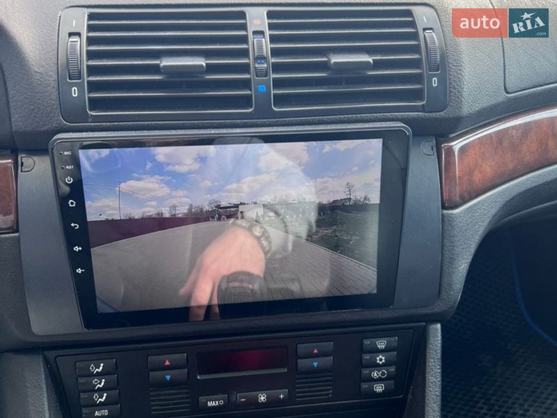 Седан BMW 5 Series 2003 в Авангарде