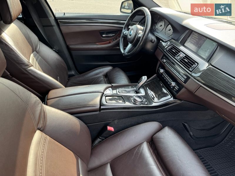 Седан BMW 5 Series 2014 в Львові