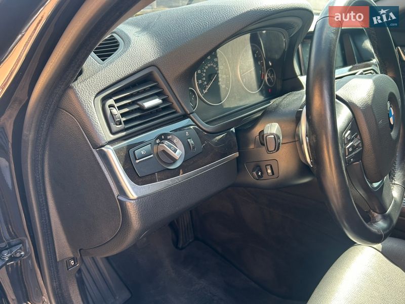 Седан BMW 5 Series 2016 в Володимирі