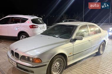 Седан BMW 5 Series 1996 в Чернівцях