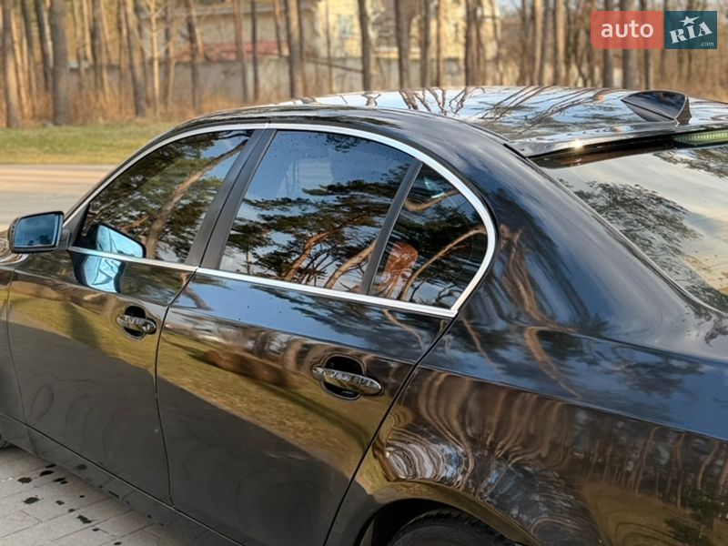 Седан BMW 5 Series 2004 в Житомире