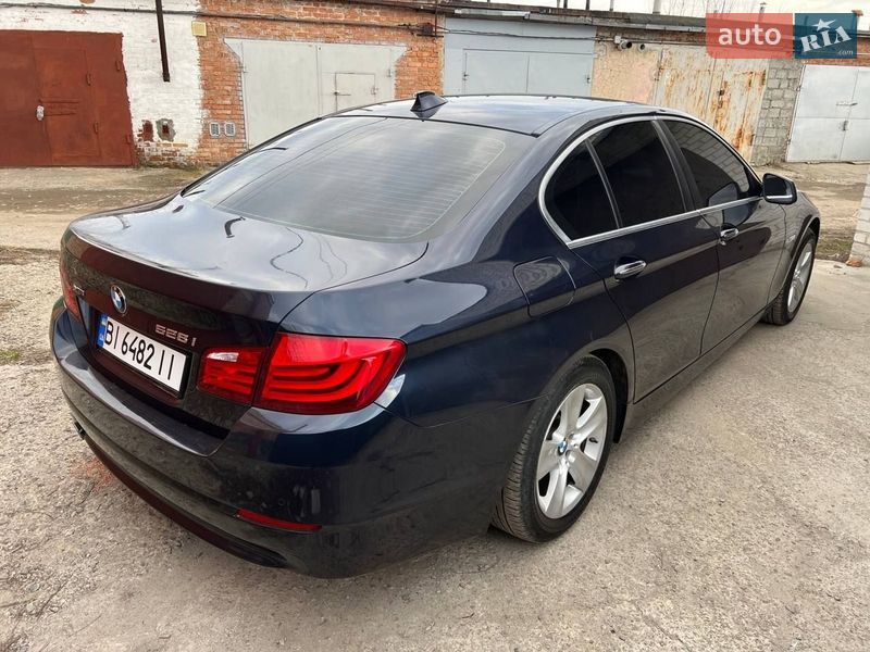 Седан BMW 5 Series 2011 в Полтаве