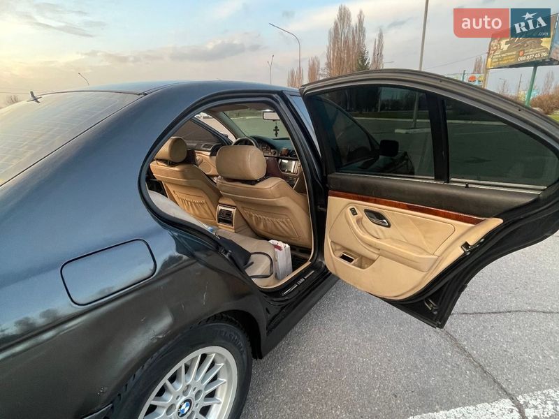 Седан BMW 5 Series 2001 в Кременчуге