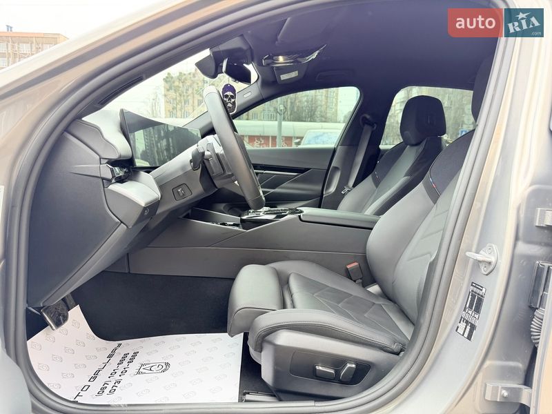 Седан BMW 5 Series 2023 в Киеве