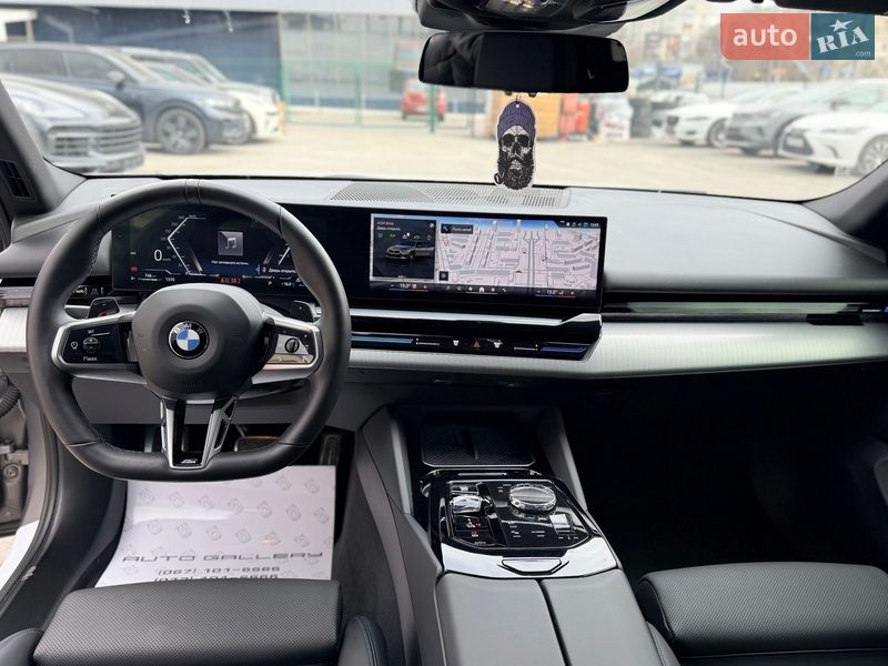 Седан BMW 5 Series 2023 в Киеве