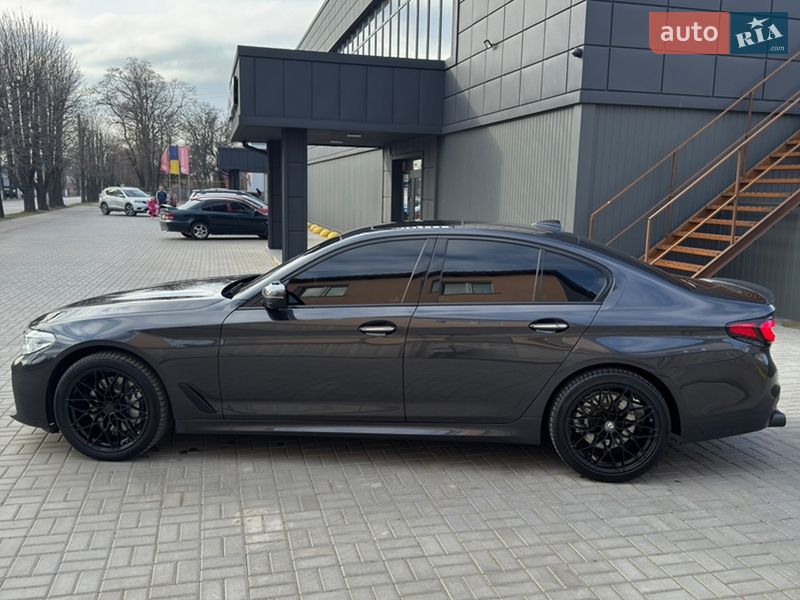 Седан BMW 5 Series 2017 в Кропивницком