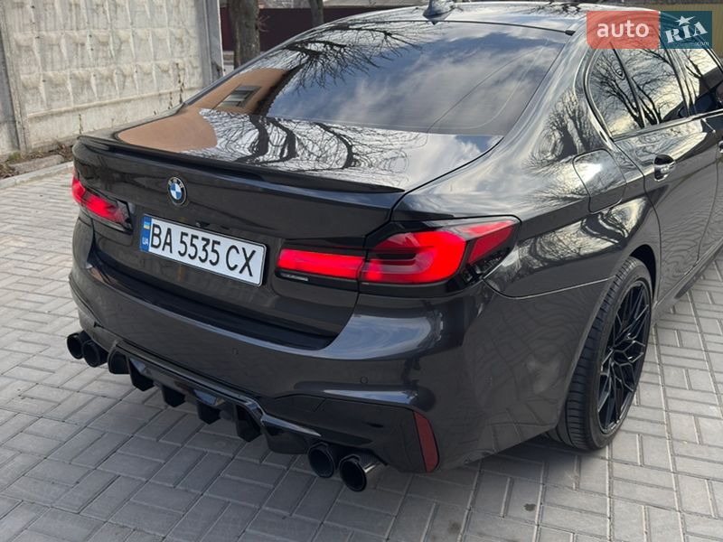 Седан BMW 5 Series 2017 в Кропивницком