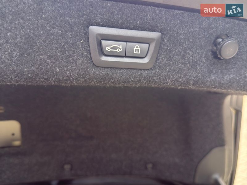 Седан BMW 5 Series 2017 в Кропивницком