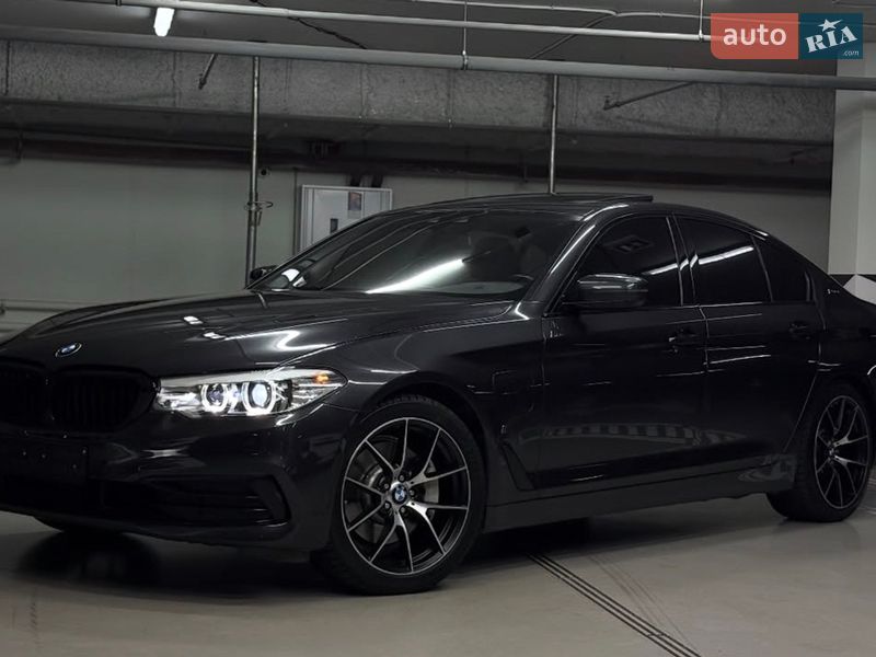 Седан BMW 5 Series 2018 в Киеве