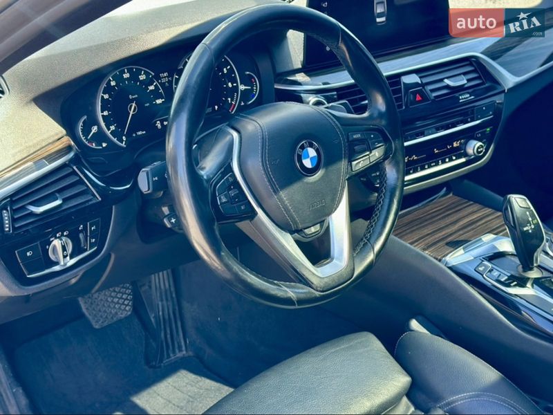 Седан BMW 5 Series 2017 в Киеве фото 14 Седан BMW 5 Series 2017 в Киеве