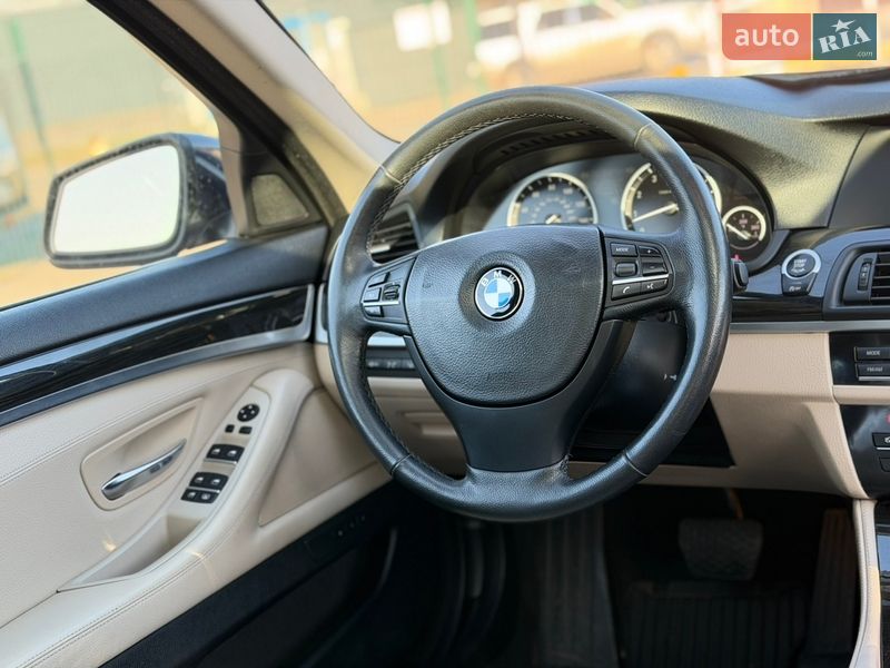 Седан BMW 5 Series 2012 в Киеве